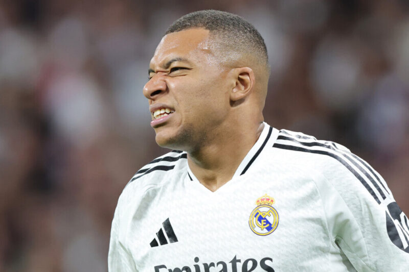Почему форвард «Реала» Мбаппе не играл — травма настолько серьезная?