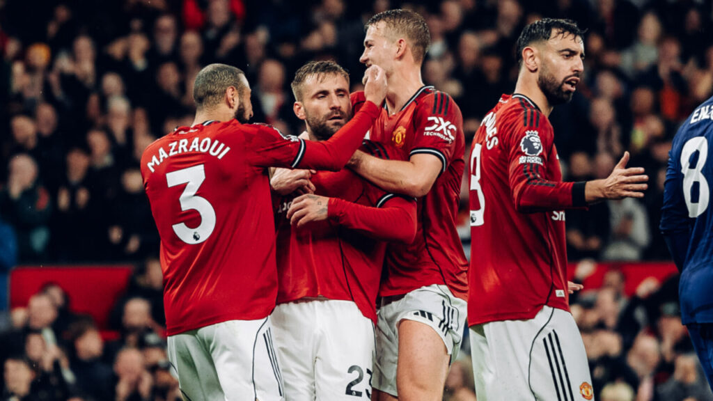 Эвертон — Манчестер Ю: прогноз и 3 варианта развития матча