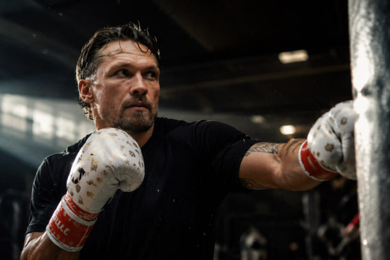 Когда пройдет бой Усик — Кабайел в Стамбуле: что известно, роль WBC, и как идут переговоры