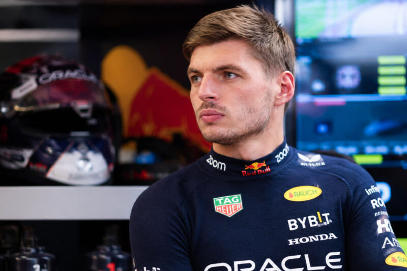Ферстаппен получил право уйти из Red Bull, но молчит о планах на 2027 год